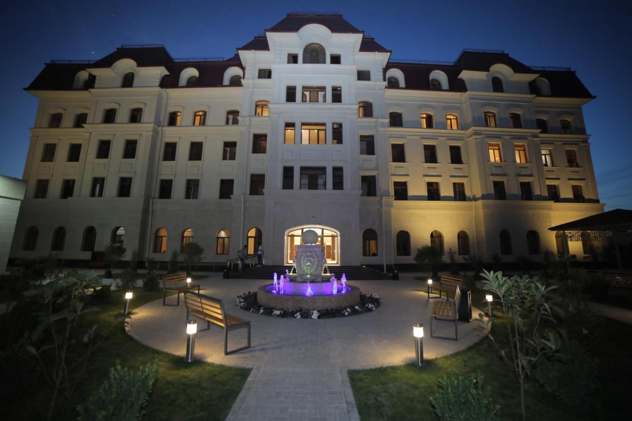 Termez Palace Hotel & Spa Exterior foto